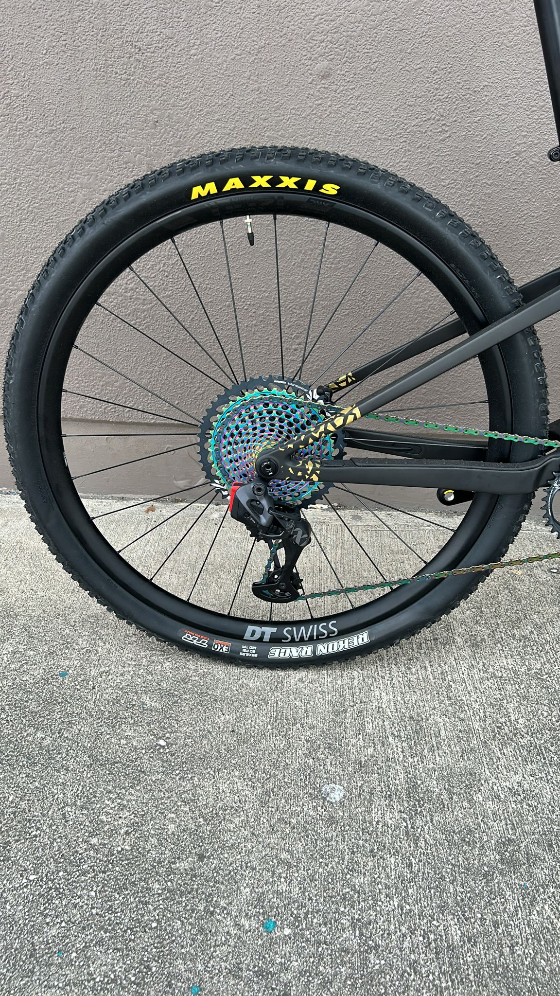 2022 Orbea Oiz M LTD Myo Carbon Raw Gold